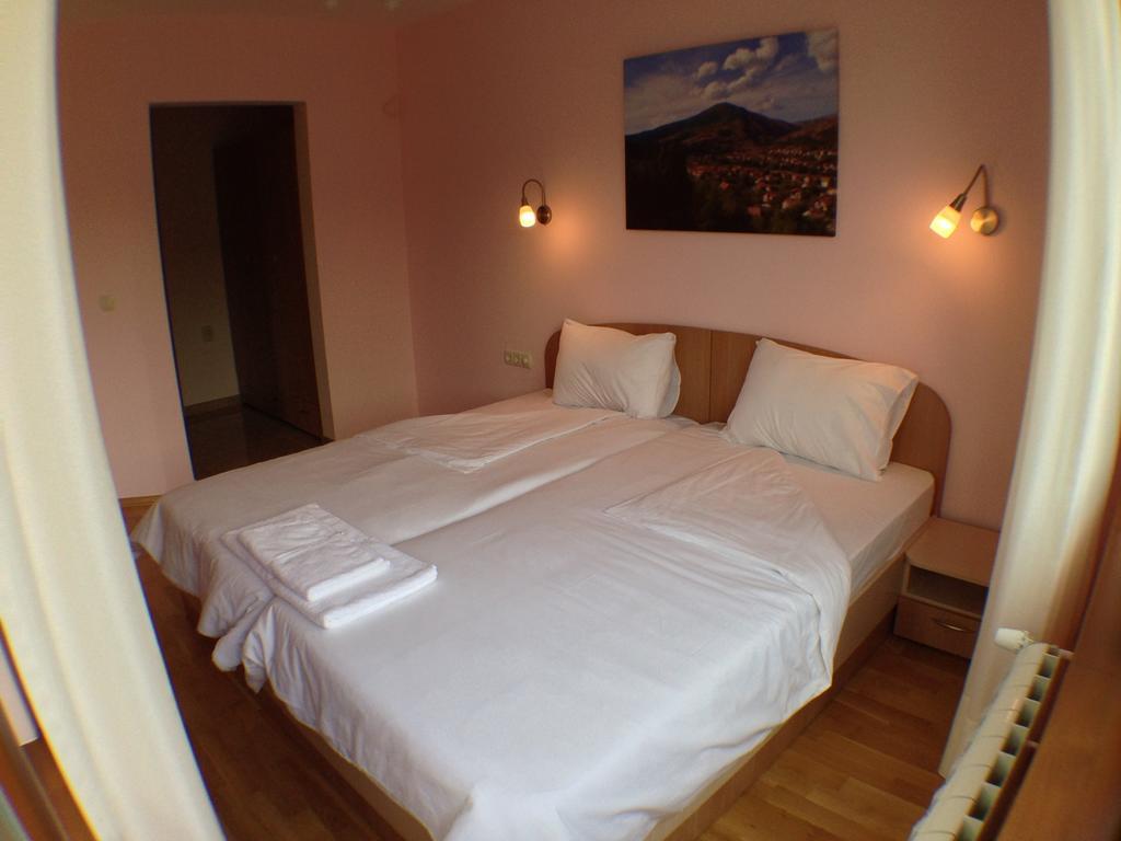 Iskrets Mala Planina Guest House المظهر الخارجي الصورة