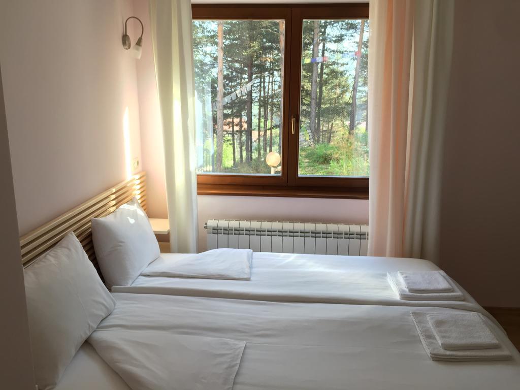 Iskrets Mala Planina Guest House المظهر الخارجي الصورة