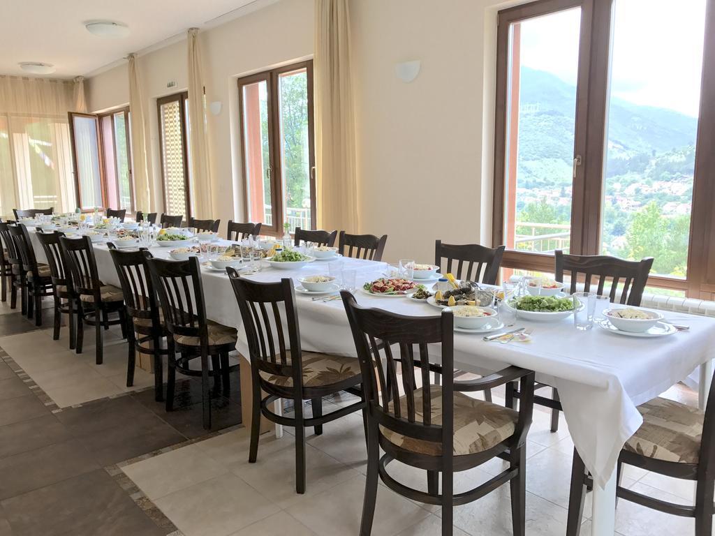 Iskrets Mala Planina Guest House المظهر الخارجي الصورة